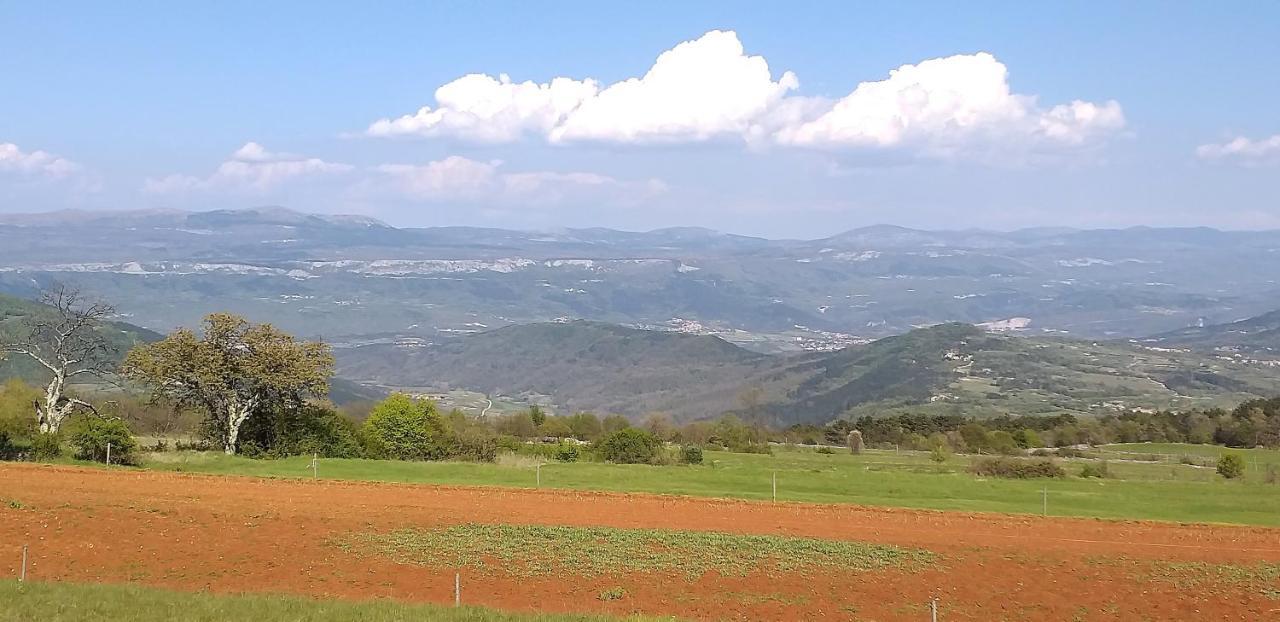 Rural Apartment Carolina Zrenj Eksteriør billede