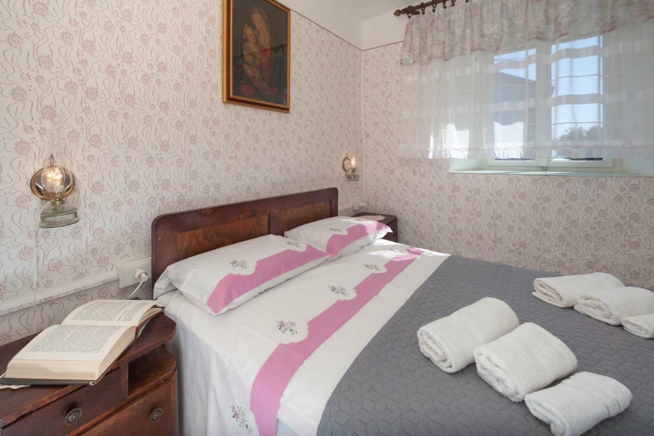 Rural Apartment Carolina Zrenj Eksteriør billede